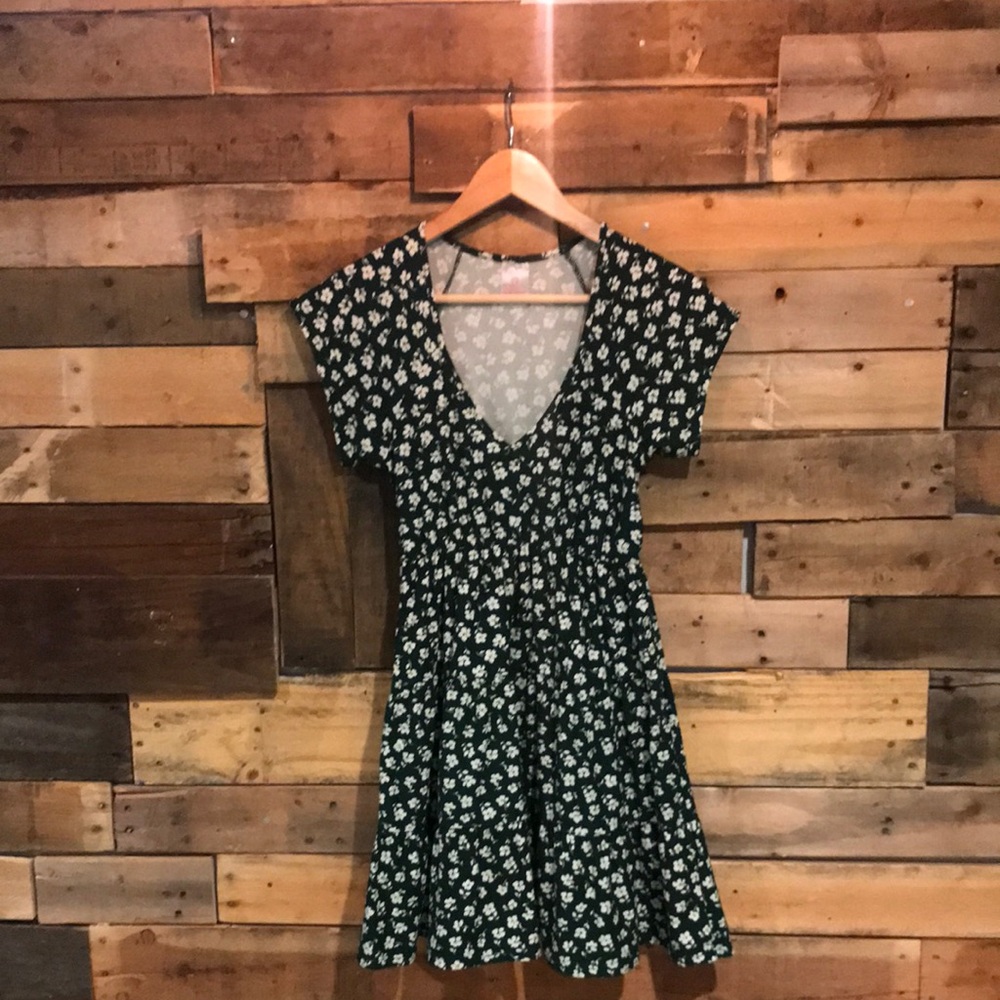 Elegant Dark Green Floral Mini Dress